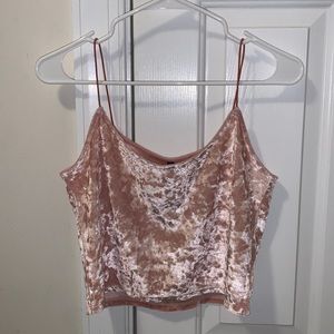 Divided velvet cropped tank